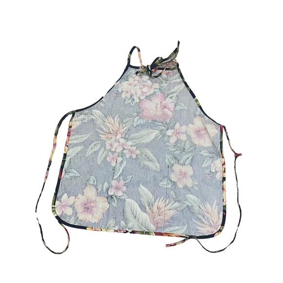 Apron Hibiscus Hawaiian Design Kids. 3 Front Pockets. Like new. By Local Design - Picture 3 of 7